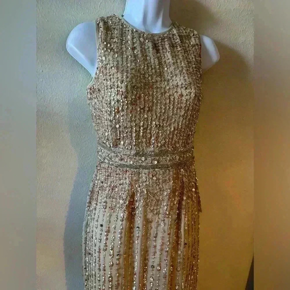 Mac Duggal Crew Neck Dress - Picture 3 of 9